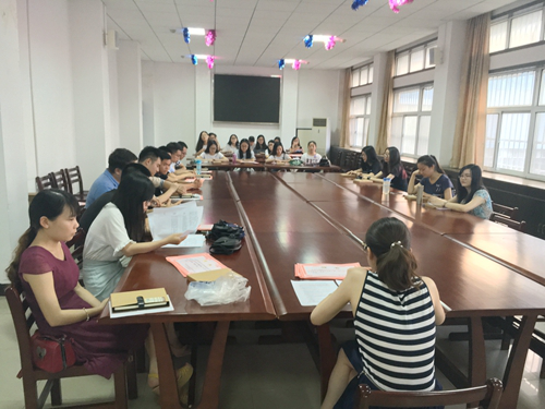 91在线研究生会顺利召开总结表彰换届会议